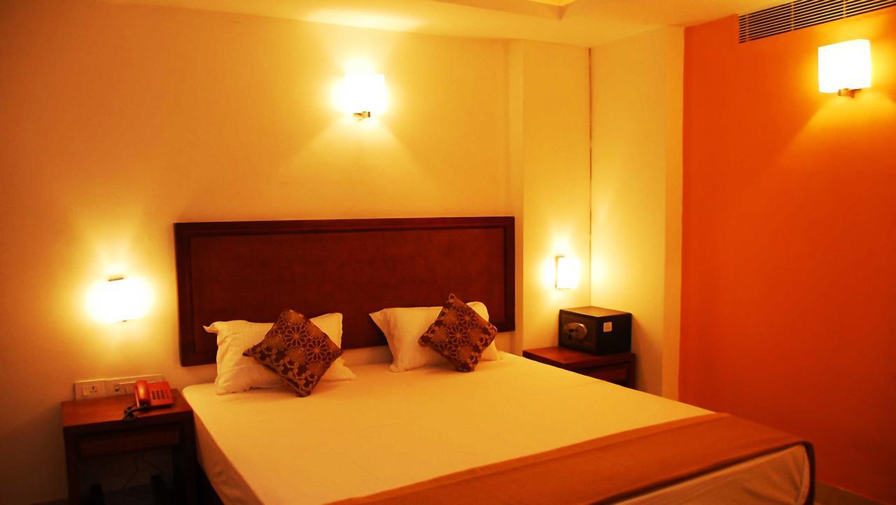 Budget Hotel Khammam Luaran gambar