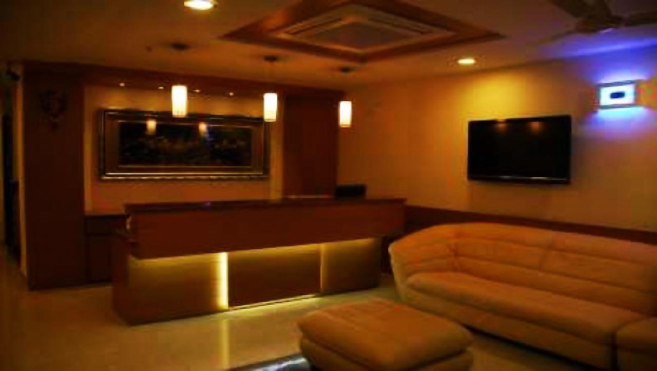 Budget Hotel Khammam Luaran gambar