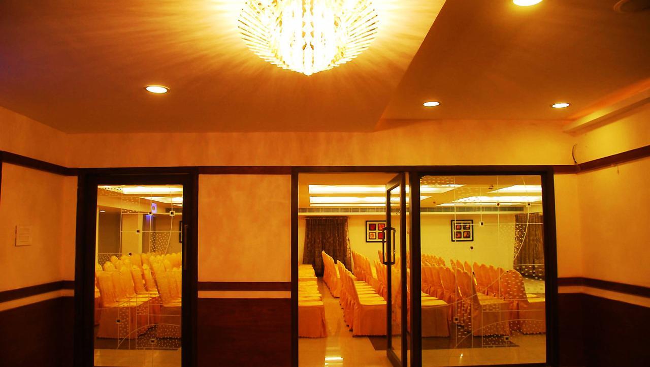 Budget Hotel Khammam Luaran gambar